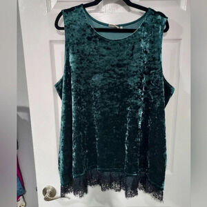 LOGO by Lori Goldstein Green Velvet Top with Black Lace Trim in Size 3X